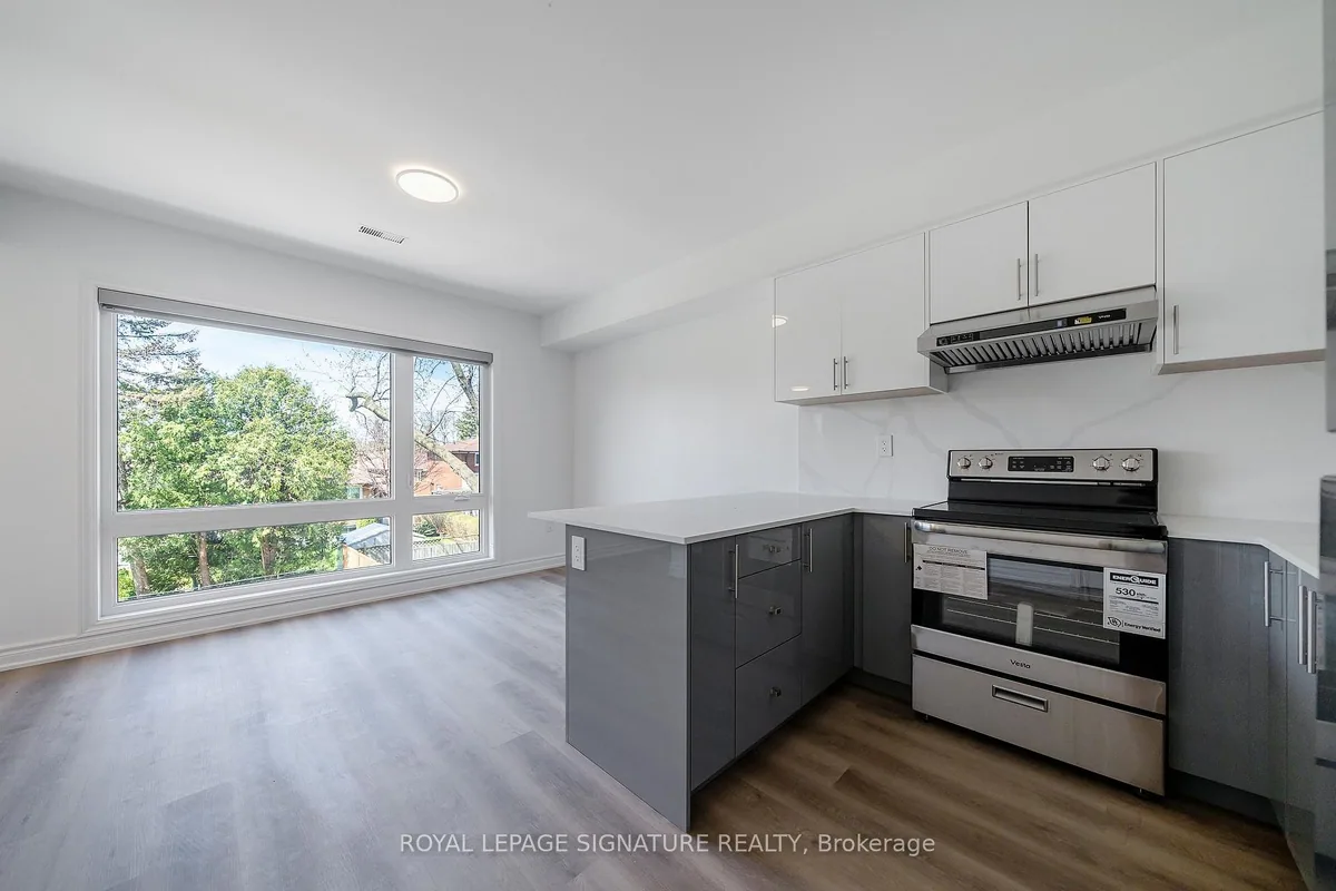 Exterior or listing photo at 2052 Pharmacy Ave 3
