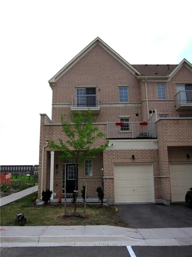 Exterior or listing photo at 80 Cathedral High St